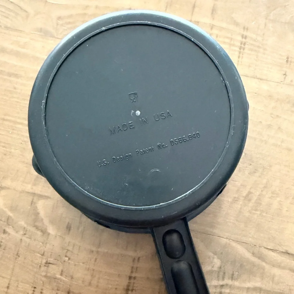 LAST CALL ⭐️ Pampered Chef Black Microwave Steamer - Picture 3 of 4